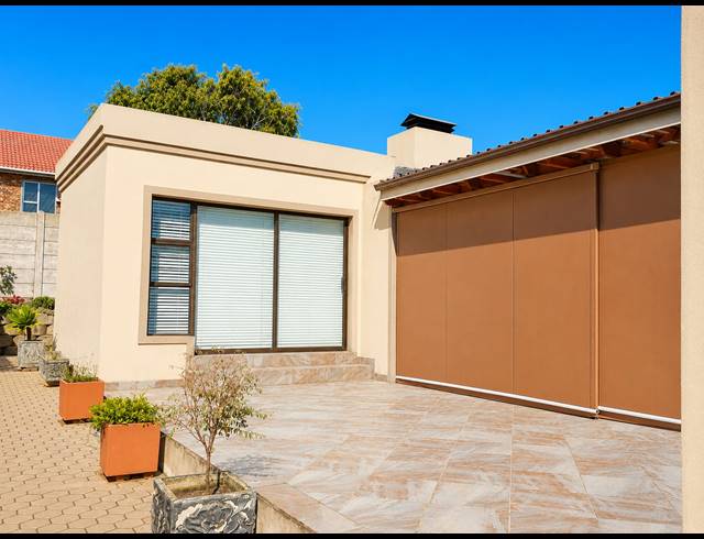 3 BEDROOM HOUSE FOR SALE IN REEBOK